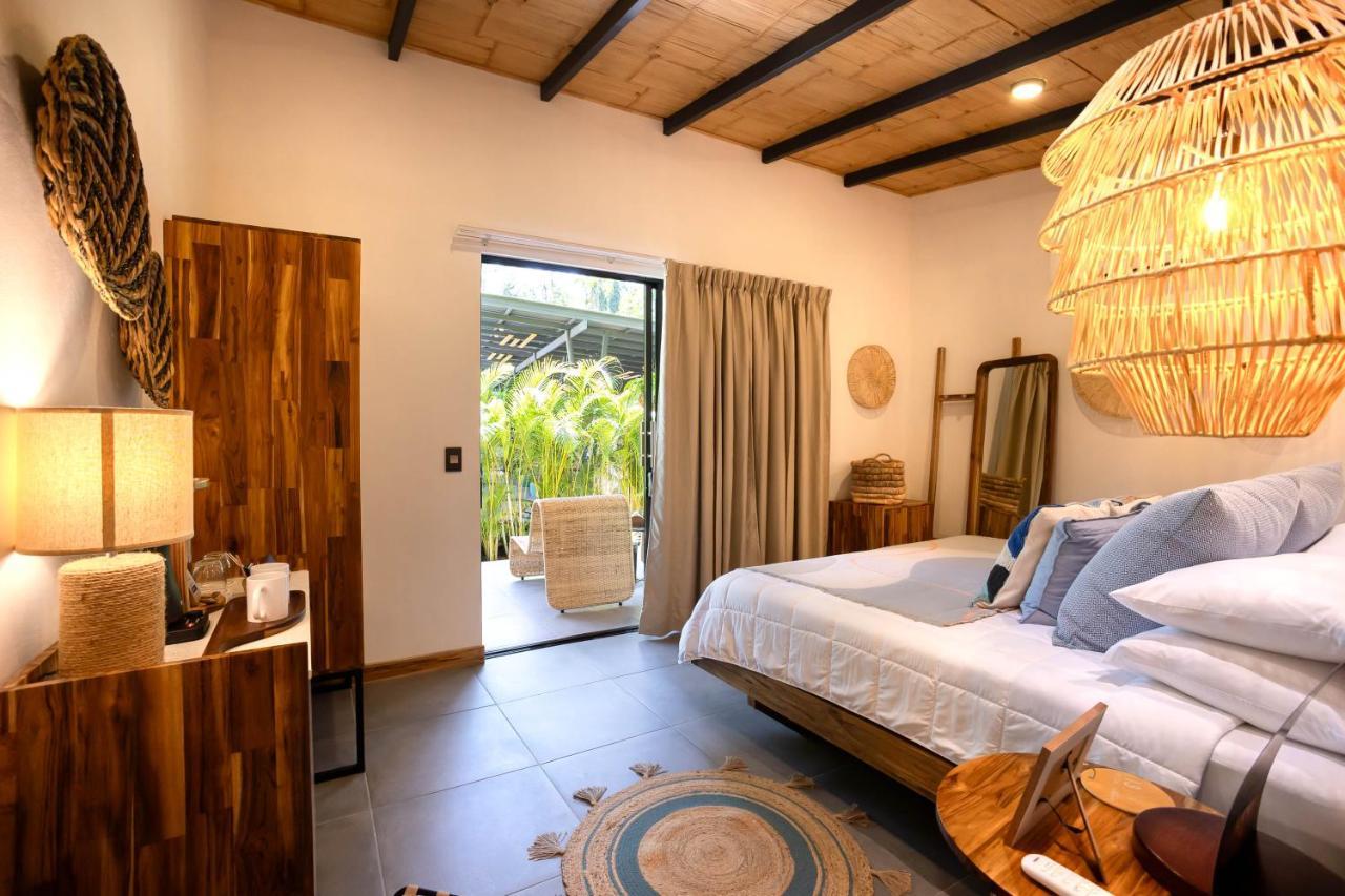 Exotico Beach Hotel Puerto Viejo de Talamanca Eksteriør billede